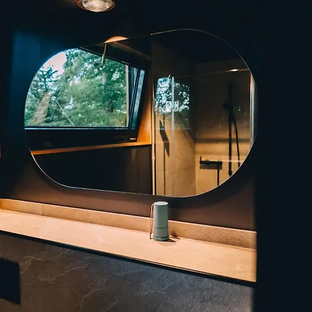 Loop - K1 Treehouses Apartment